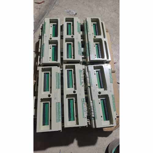溢价-上海新华DCS底座件成色还可以绿色PCB板金色插