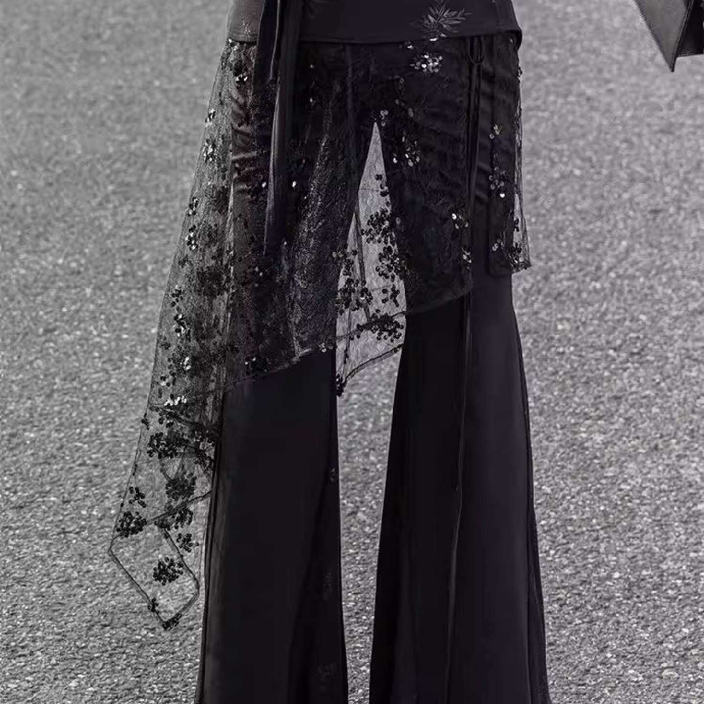 黑色垂坠感亮片蕾丝屁帘女秋冬2025新款叠穿下摆裙帘遮屁股半身裙