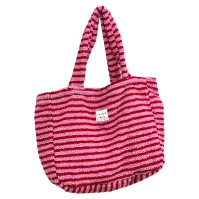 我尊嘟爱了！介毛绒托特包敲百搭