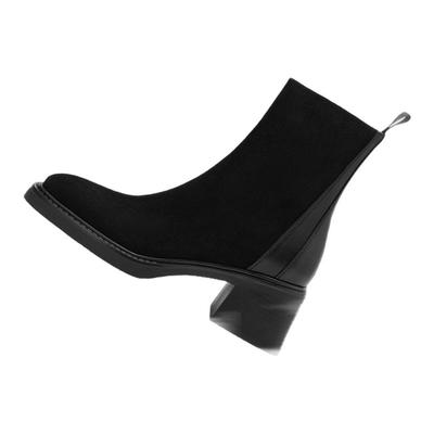 星期六秋冬新款羊反绒瘦瘦靴粗跟短靴女圆头短筒百搭款通勤马丁靴