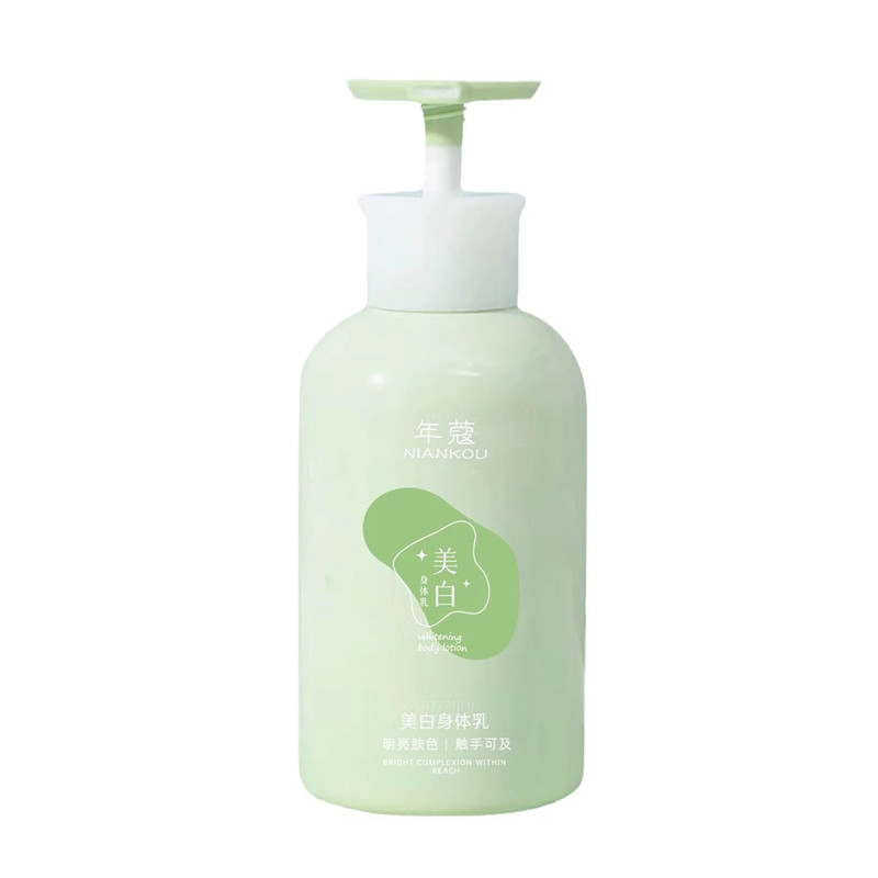 377美白身体乳保湿滋润果酸干燥去全身鸡皮肤持久留香女正品