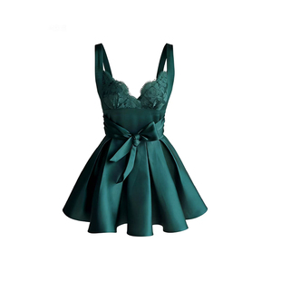 【丝缎翡冷翠】LIli百合乡墨绿色撞蕾丝大摆裙V领收腰吊带连衣裙