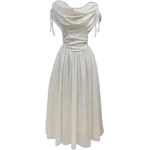 油画女孩白月光复古礼服裙法式宫廷设计感荡领连衣裙高级感小白裙