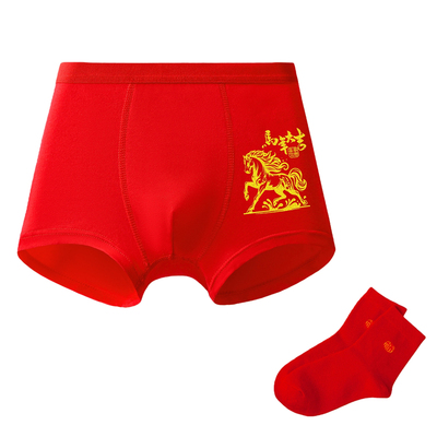 小男孩红色内裤袜子男童平角短裤
