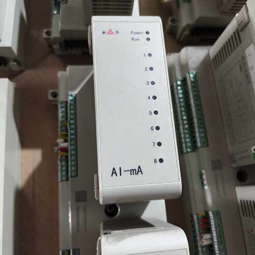新华DCS模块 XAI-81-24 8路隔离型模拟量输入模块