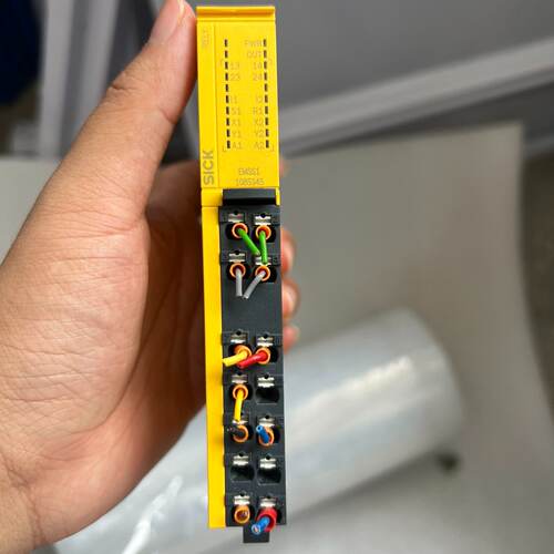 询价-西克SICK安全继电器RLY3-EMSS100，货号1085