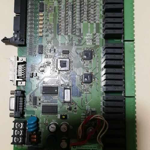 溢价-这是从扶梯上下来的CPU控制板是好的型号CPM2B6