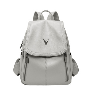 双肩包女2025新款时尚真皮牛皮软皮大容量女士背包休闲旅行洋气