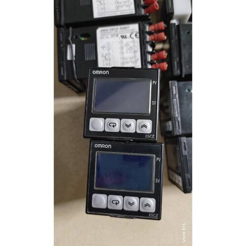 E5CZ-R2MT 欧姆long 温控器