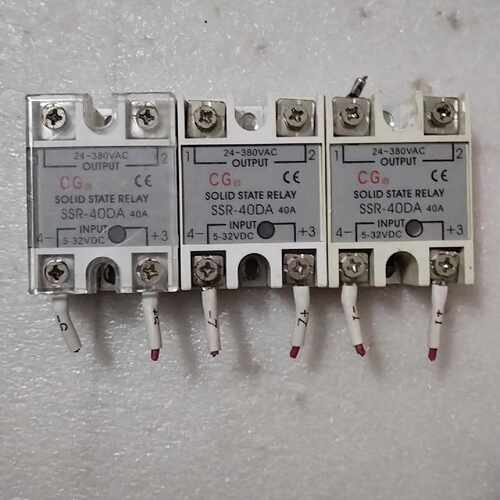 议价固态继电器 SSR-40DA 40A  拆机的三个，（卖了一维修