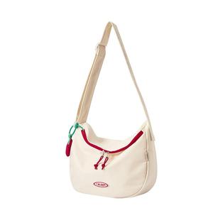 森马包包女款斜挎包女轻便休闲运动情侣挎包单肩包撞色男包