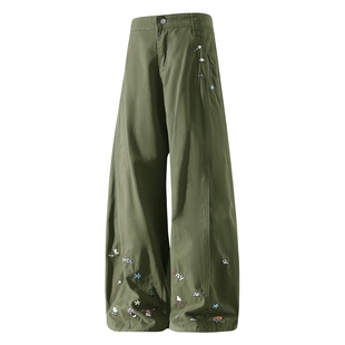 男士绿色卡通刺绣牛仔裤男款美式高街弯刀裤2026新款裤子百搭潮流