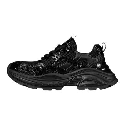 品牌独家鞋底TPU设计支撑骨架