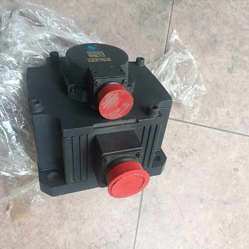 【议价-可维修】  MITSUBISHI 伺服电机 HC-SFS202 2KW /均有货