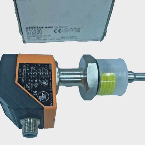 IFM efector 300  SI2200 SIS30ABBFPKG/US-100-IPF flow monitor
