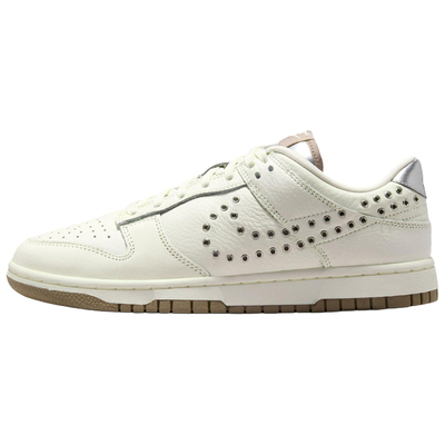 NIKE女子DUNK低帮复古板鞋