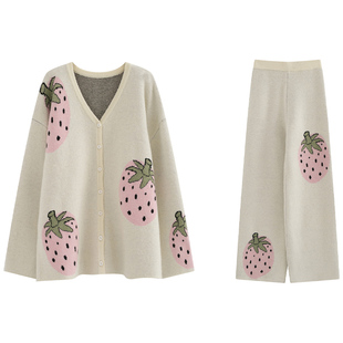 MOERSHOP Strawberry girl!兔绒针织开衫女秋季新款套装三件套