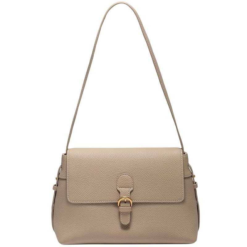 百丽包包女2025冬季新款轻便旅游法式通勤单肩斜挎小方包F3075DX5