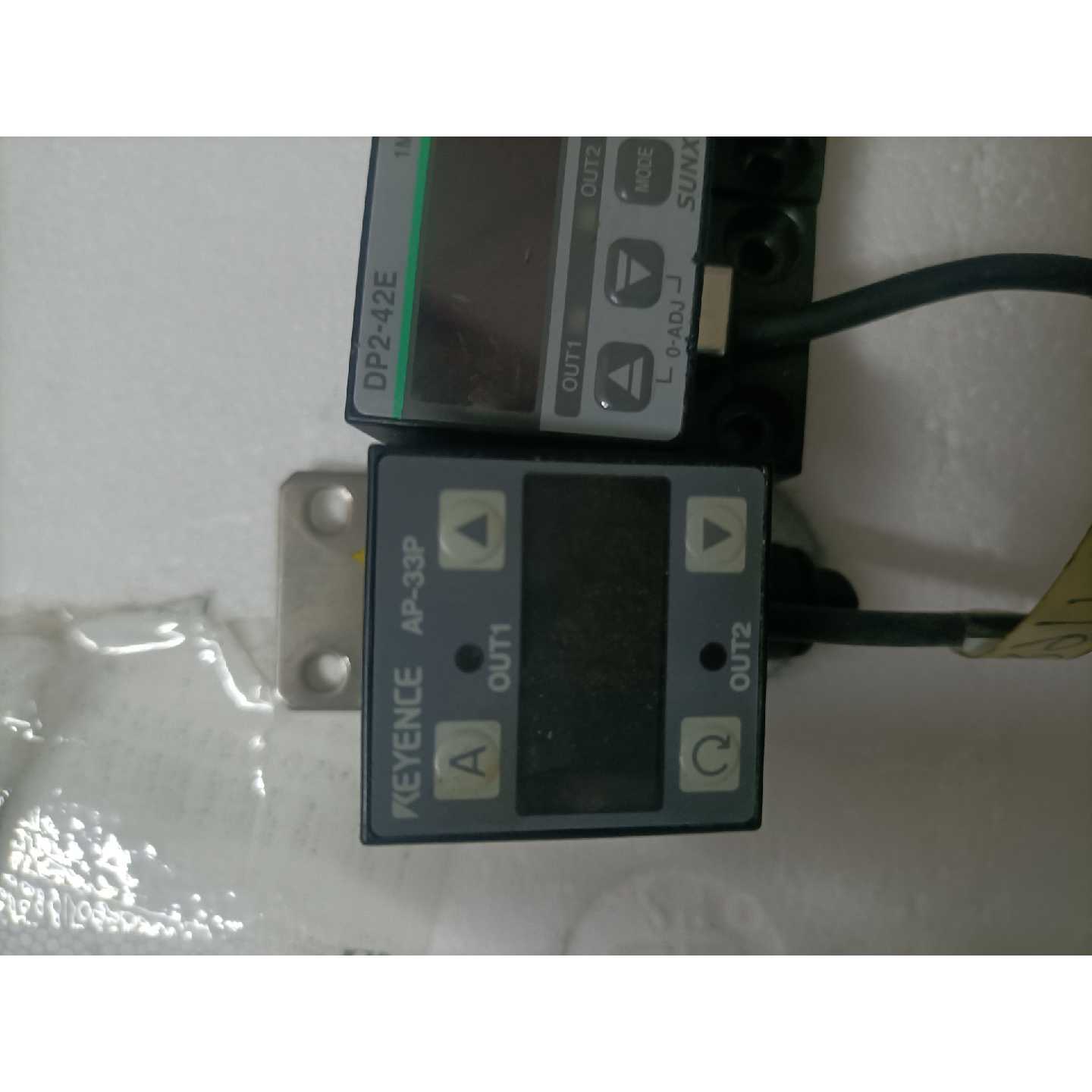 议价日本神视SUNX 压力传感器DP2-42E（3个），基恩士A