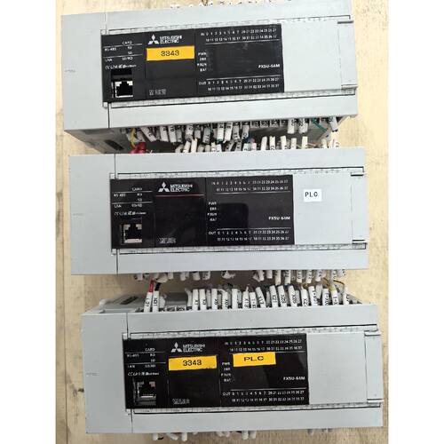 询价下单FX5U-64MT/ES，三菱原装正品，成色漂亮，功能包好！
