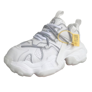 小白鞋女2025年秋季新款系带厚底增高运动休闲鞋女韩版百搭老爹鞋