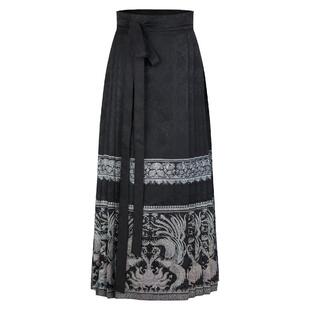 云涧山【青鸾溯莲】原创汉服改良款螺钿新中式马面裙套装日常明制