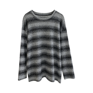 渐变灰色条纹针织衫女韩版秋季圆领长袖中长款宽松套头打底衫上衣