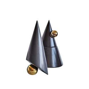 几何体黑色白色圆锥三角形金圆球陶瓷艺术摆件高级感艺术软装饰品