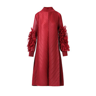 2026年新款高端气质妈妈显瘦弹力大码立领过膝重工绣花褶皱连衣裙