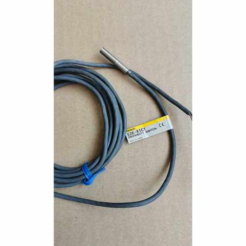 询价下单E2E-S05SR8-WC-C1-3原装正品接近开关E2E-