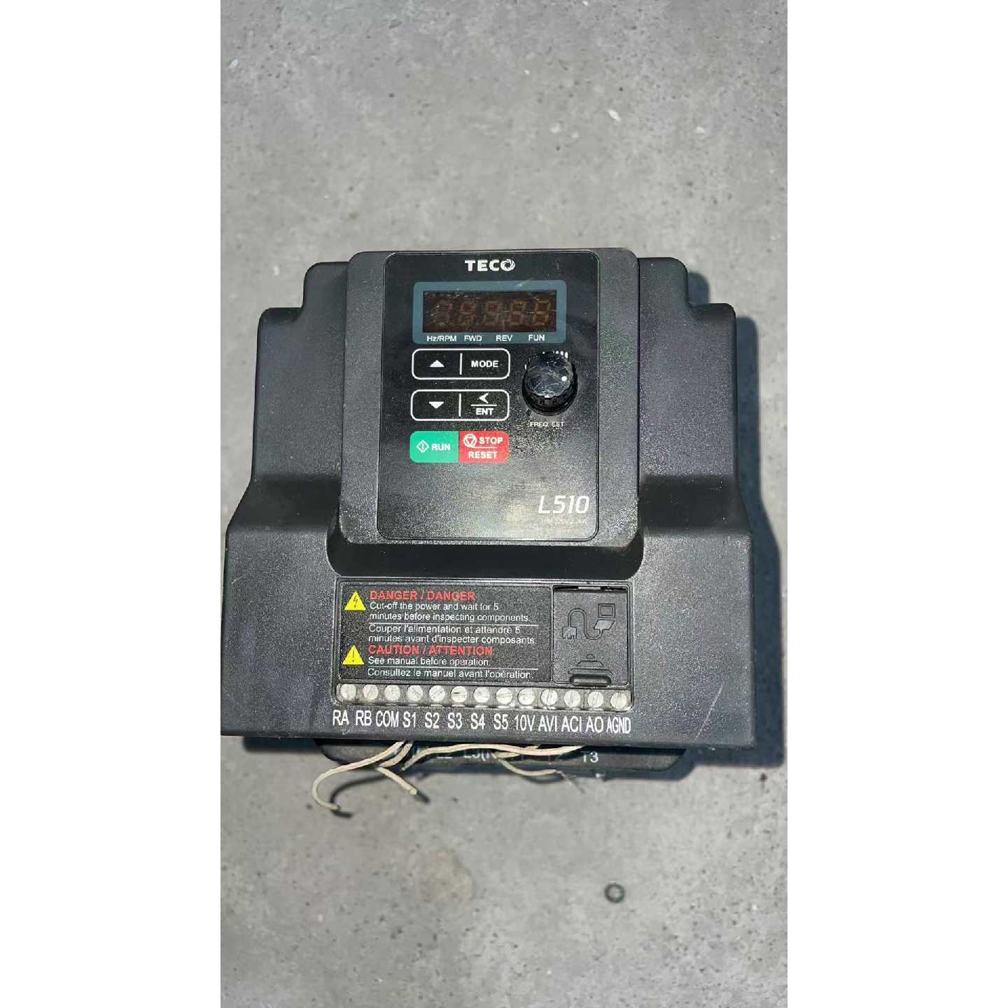 议价东元变频器拆机220V2.2KW成色如图功能包好可维修