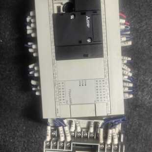 议价拆机原装三菱PLC. FX3GA-40MR-CM，带两个模块