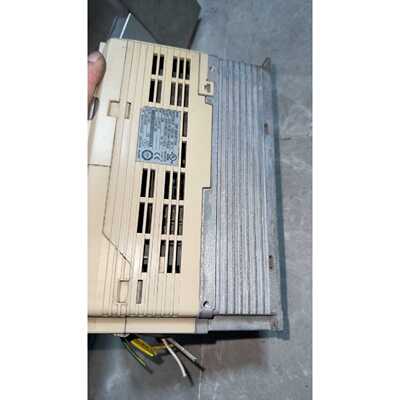 议价安川A1000变频器3.7KWCIMRAB4A0011F维修