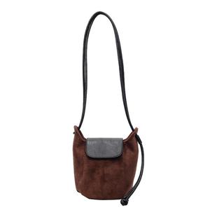 麂皮绒包包女式2025新款小众时尚单肩腋下包复古高级感斜挎手机包