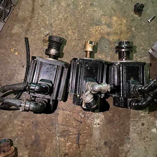 富士1500w伺服电机型号GYG152CC2-T2G