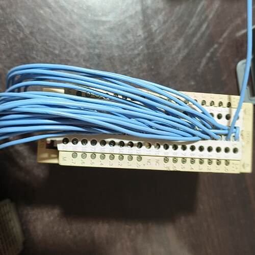 溢价-PLC模块，型号6ES5 482-8MA13，品，