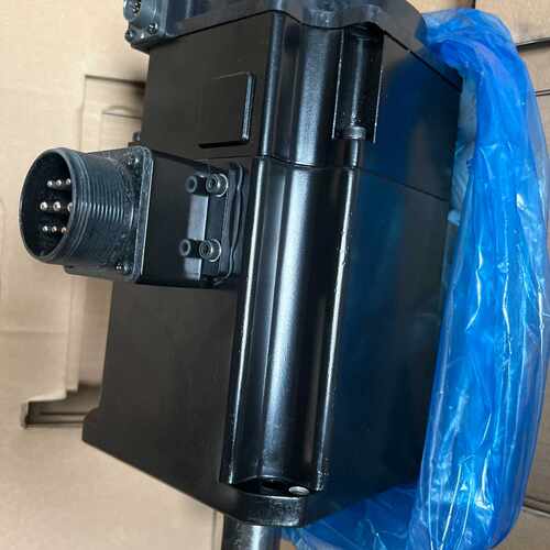 议价全新三洋伺服电机 R2AA13200DCPW0 现货 ，询价