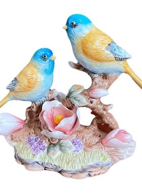 方亚陶瓷玉兰花蓝鸟结婚摆件