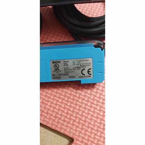 询西克光纤放大器WLL180TL432原装拆机线长一米