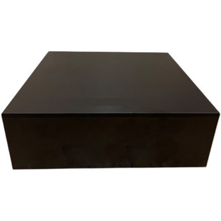 暴力熊潮玩公仔底座大型雕塑实木材质黑色白色方形地台简约可定制