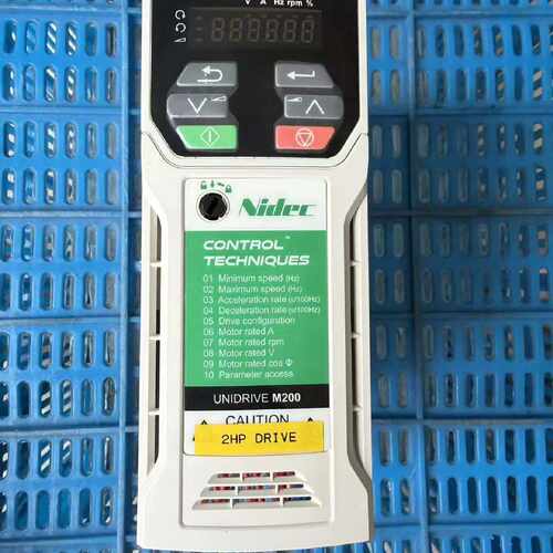 溢价-尼得科变频器 M200-022 00075 A