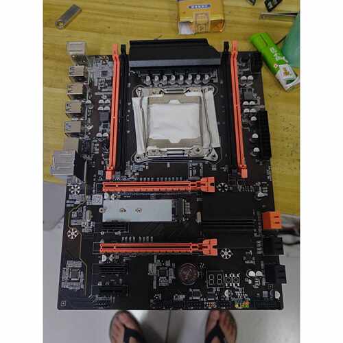 溢价-22张科脑X99D4主板品成色还可以有点使用痕迹