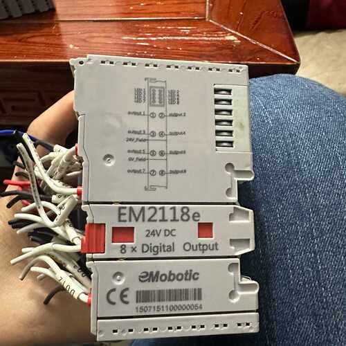 议价eMobotic远程I/O模块EM8200耦合器