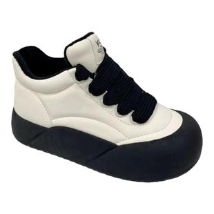 厚底休闲鞋女2025年冬季新款学院风加绒二棉运动鞋真皮网红面包鞋