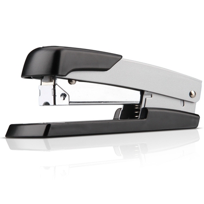 得力0416轻便厚层订书机