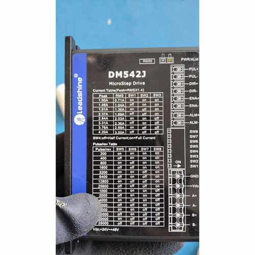 议价驱动器型号DM542J实拍图功能包好端子齐全维修