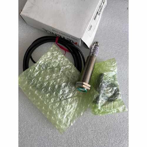 基恩士传感器，型号FW-H10CR，全新原装，不是实价，实时