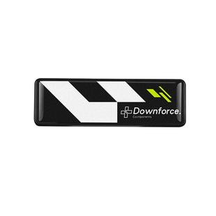 适用于领克01/02/03/06中网标卡扣式赛道标加号标车标外观装饰贴