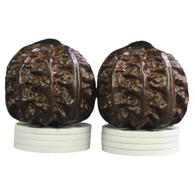 沉香木核桃手转球按摩保健手握球