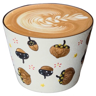 春辰岩彩松果猪口杯景德镇手作陶瓷咖啡杯拿铁拉花杯釉下彩奶油风